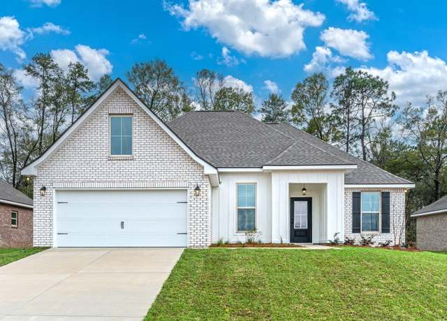 Property at 2710 Louis Cir, Crestview, FL 32536, 3 beds, 2 baths