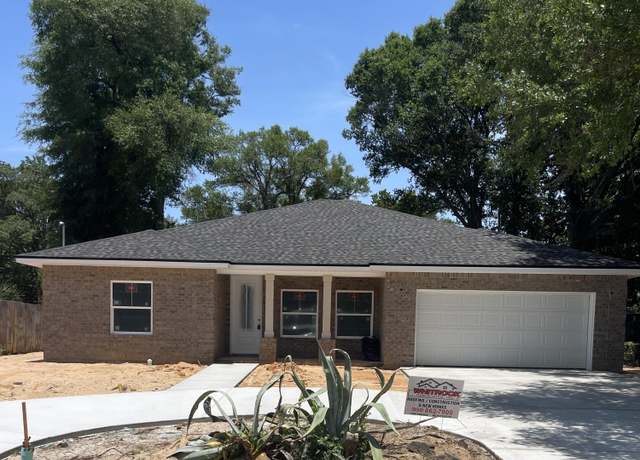 Property at 424 Ed St, Fort Walton Beach, FL 32547, 4 beds, 3.5 baths