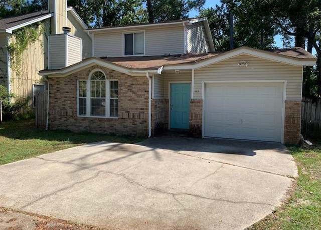 Property at 1145 Patriot Ct, Fort Walton Beach, FL 32547, 3 beds, 2 baths