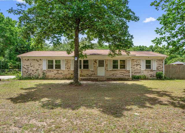 Property at 6125 Shawn Ln, Milton, FL 32583, 3 beds, 2 baths