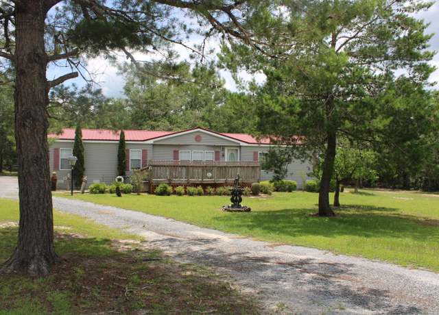 Property at 618 Oakridge Rd, FL 32433, 3 beds, 2 baths