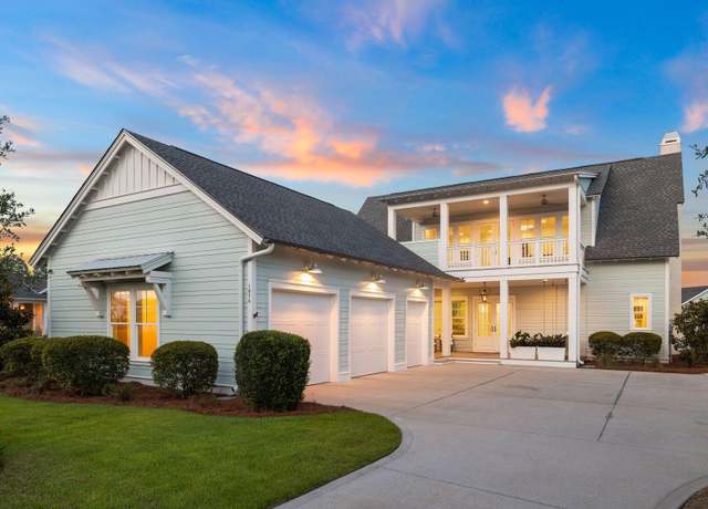 Property at 1076 Pathways Dr, Watersound, FL 32461, 4 beds, 4.5 baths