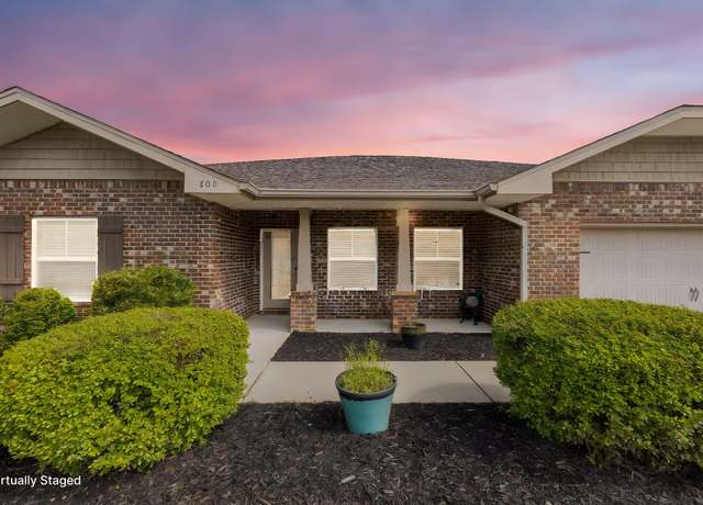 Property at 800 Bryn Mawr Blvd, Mary Esther, FL 32569, 4 beds, 2 baths