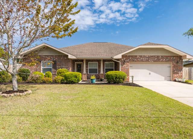 Property at 800 Bryn Mawr Blvd, Mary Esther, FL 32569, 4 beds, 2 baths