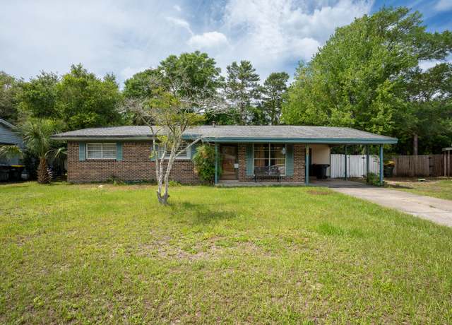 Property at 406 NW Sherry Cir, Fort Walton Beach, FL 32548, 3 beds, 2 baths