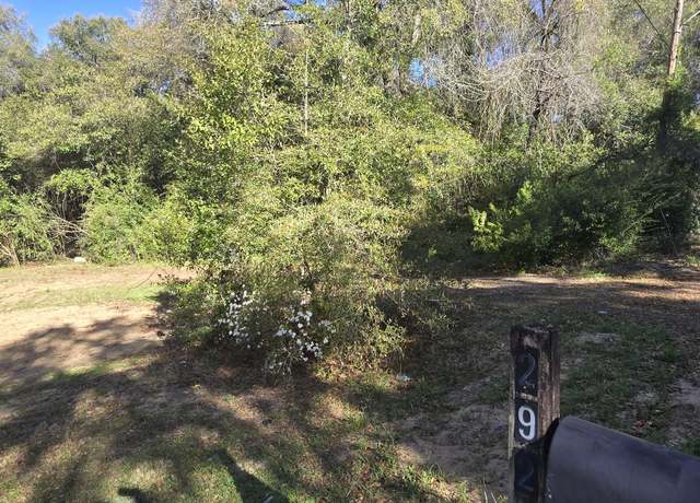 Property at 292 Ratliff St, Crestview, FL 32536