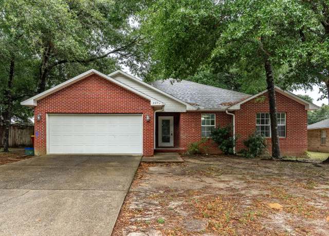 Property at 209 Warrior St, Crestview, FL 32536, 4 beds, 2 baths