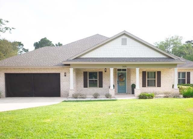 Property at 2605 Avenida De Soto, Navarre, FL 32566, 4 beds, 3 baths