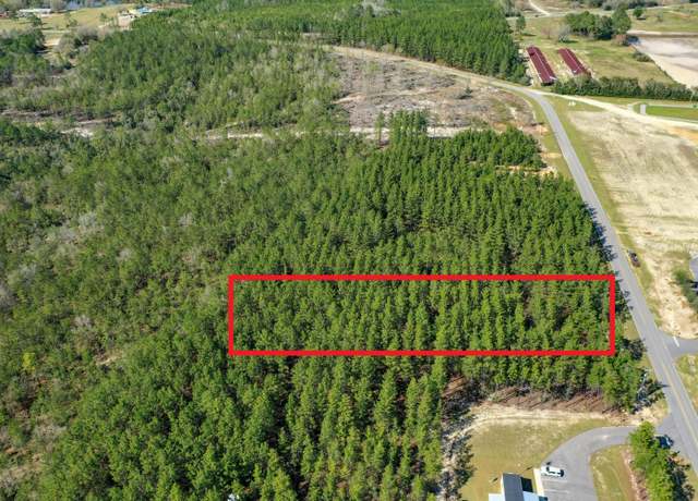 Property at XXX Triple G Rd, FL 32433