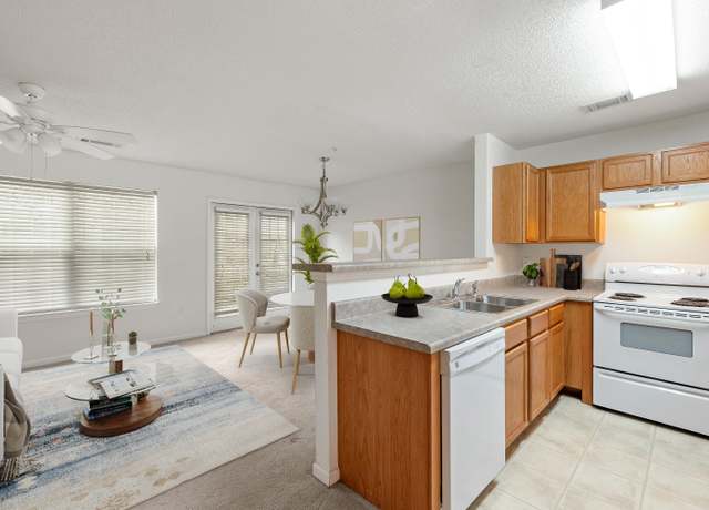Property at 361 Crooked Pine Trl, Crestview, FL 32539, 3 beds, 2.5 baths
