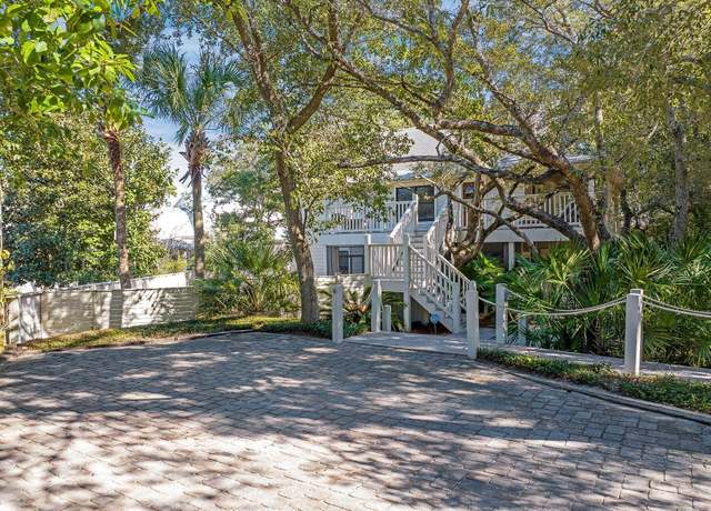 Property at 216 Forest St, Santa Rosa Beach, FL 32459, 4 beds, 2 baths