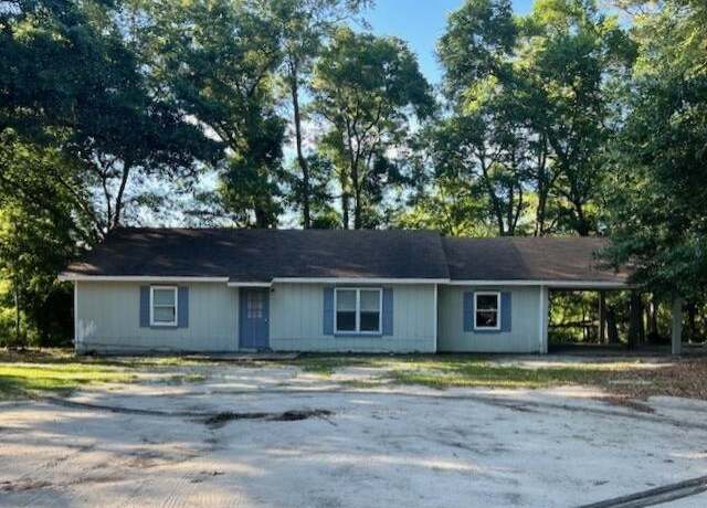 Property at 121 Ramsey Branch Rd, Freeport, FL 32439, 3 beds, 1 bath