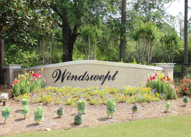 Property at 12 E Club House Dr, Freeport, FL 32439