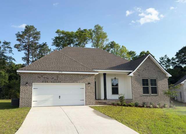 Property at 2718 Louis Cir, Crestview, FL 32536, 4 beds, 2 baths