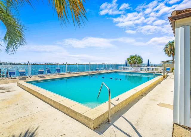 Property at 308 SW Miracle Strip Pkwy Unit 5B, Fort Walton Beach, FL 32548, 2 beds, 1 bath