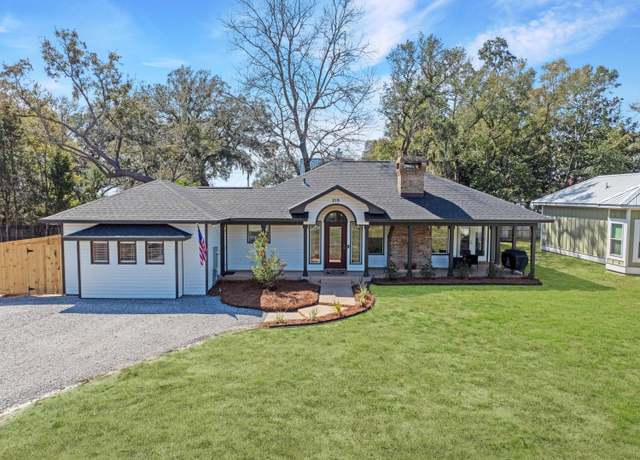 Property at 219 Satsuma Rd, Niceville, FL 32578, 3 beds, 2 baths