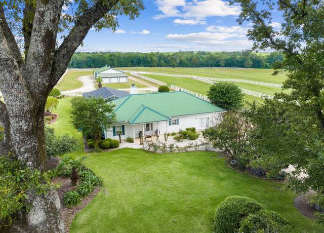 Property at 5676 W State Highway 2, FL 32433, 3 beds, 3 baths