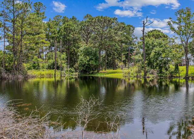 Property at 6071 Sonny Ln, Crestview, FL 32539, 3 beds, 2 baths