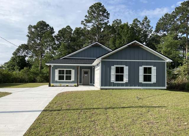Property at 8407 Tavira St, Navarre, FL 32566, 4 beds, 2.5 baths