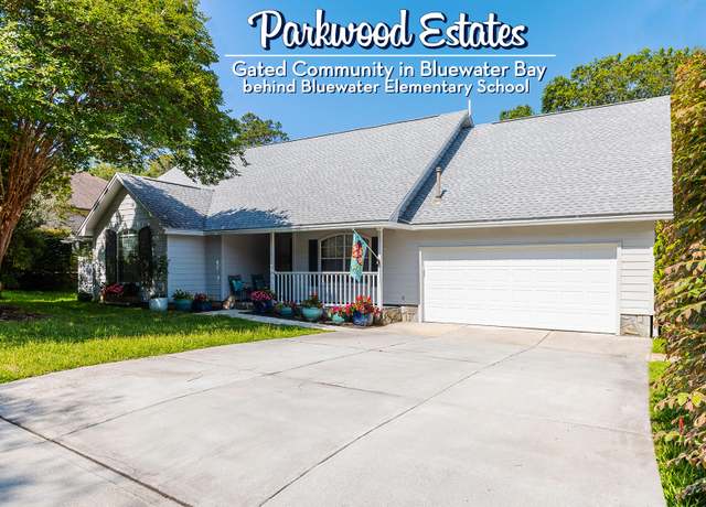 Property at 1680 Parkside Cir, Niceville, FL 32578, 4 beds, 2.5 baths