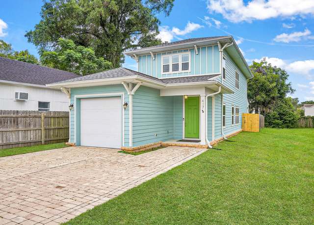 Property at 417 W Belmont St, Pensacola, FL 32501, 3 beds, 3 baths
