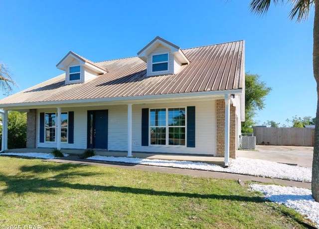 Property at 7202 Ranier St, Panama City, FL 32404, 3 beds, 2.5 baths