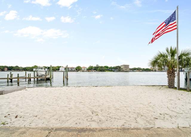 Property at 333 Bluefish Dr #101, Fort Walton Beach, FL 32548, 2 beds, 1 bath