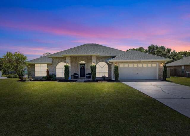 Property at 2066 Indigo Dr, Navarre, FL 32566, 4 beds, 3 baths