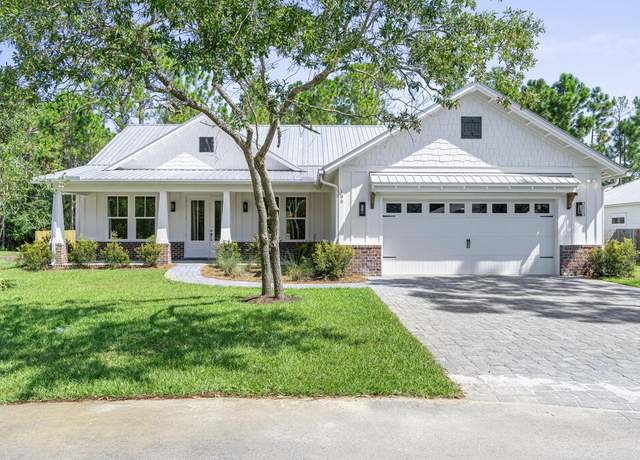 Property at 100 Grizzly St, Freeport, FL 32439, 4 beds, 3 baths