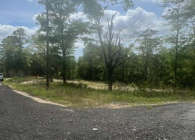 Property at 1.94 acres Lakewood Dr, FL 32435