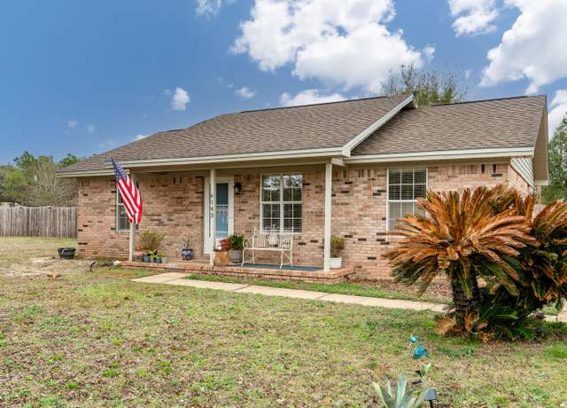 Property at 6143 Sonny Ln, Crestview, FL 32539, 3 beds, 1.5 baths