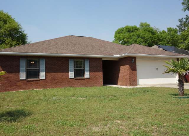 Property at 408 Serene Ct, Crestview, FL 32539, 3 beds, 2 baths