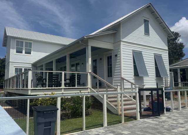 Property at 338 S Gulf Dr, Santa Rosa Beach, FL 32459, 2 beds, 2.5 baths