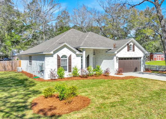 Property at 252 Waterview Cove Dr, Freeport, FL 32439, 3 beds, 2 baths