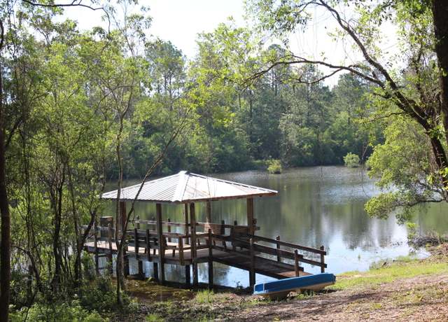 Property at 460 Wilkerson Rd, FL 32433, 2 beds, 1 bath