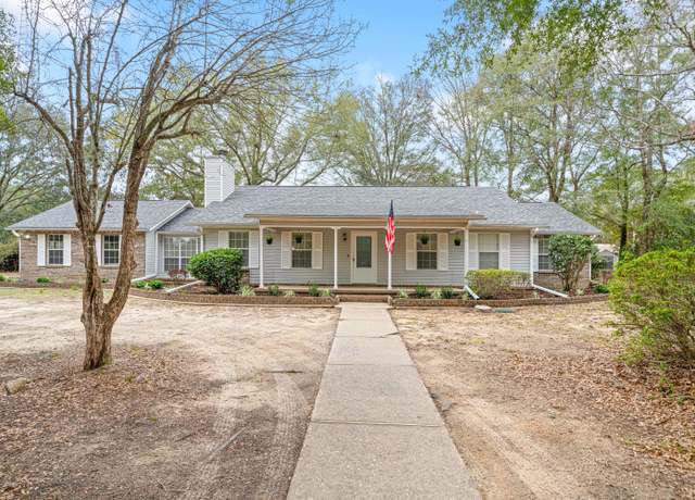 Property at 6004 Donald Guy Rd, Crestview, FL 32539, 3 beds, 2 baths