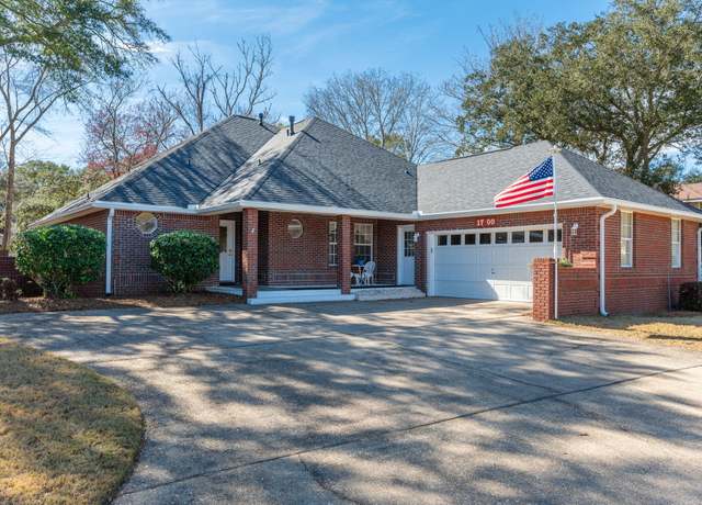 Property at 1700 Dellmont Cv, Niceville, FL 32578, 4 beds, 3 baths