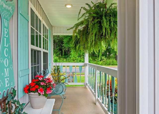 Property at 6177 Native Dancer Way Way, Pensacola, FL 32526, 4 beds, 2 baths