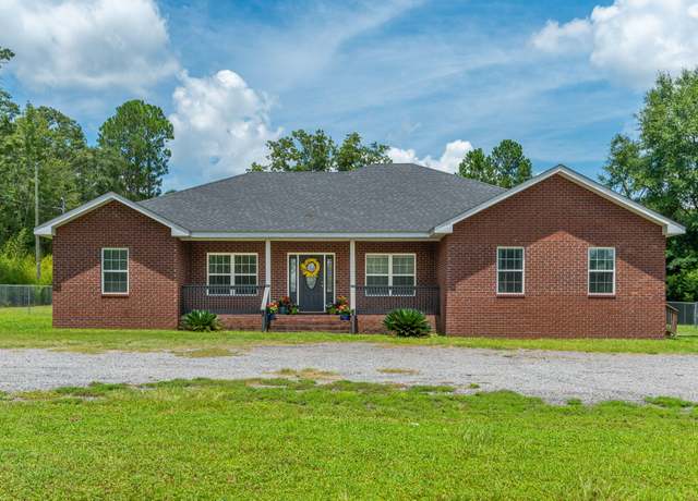Property at 3407 Helms Farm Rd, Laurel Hill, FL 32567, 4 beds, 2 baths