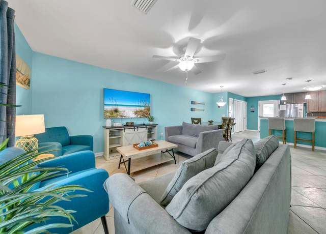 Property at 241 Ellis Rd Unit 20, Miramar Beach, FL 32550, 2 beds, 2.5 baths
