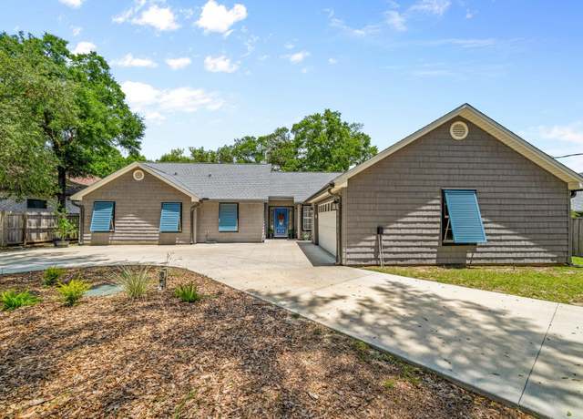Property at 112 Meigs Dr, Shalimar, FL 32579, 4 beds, 2 baths