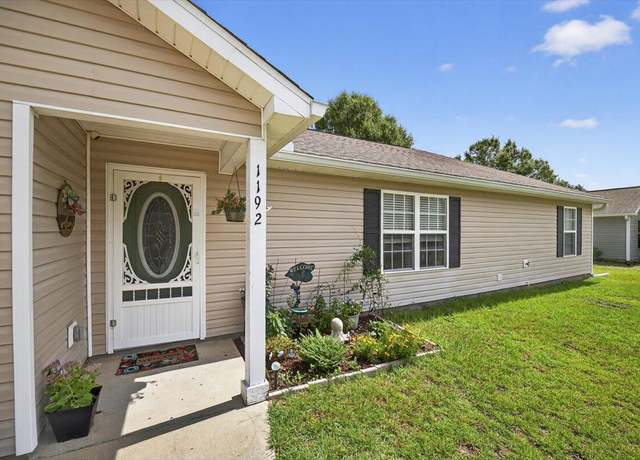 Property at 1192 Oakwood Lakes Blvd, FL 32433, 3 beds, 2 baths