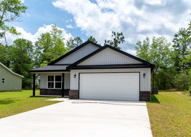 Property at 4618 Eagle Way, Crestview, FL 32539, 3 beds, 2 baths