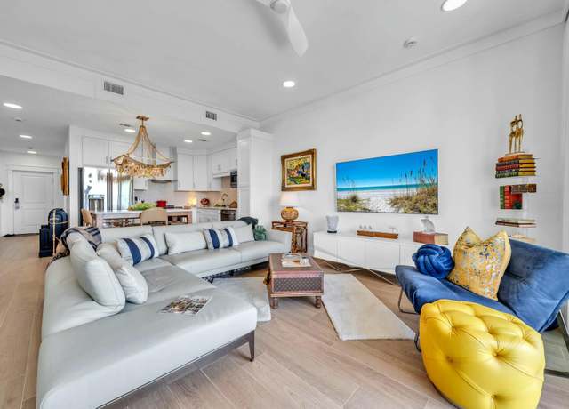 Property at 206 Henderson Resort Way #5202, Destin, FL 32541, 2 beds, 3 baths