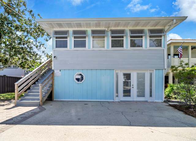 Property at 92 Tarpon St, Destin, FL 32541, 4 beds, 4 baths