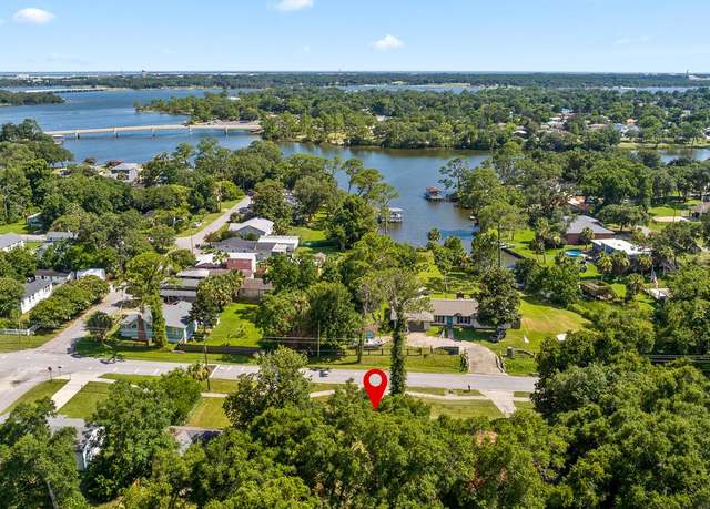 Property at 306 W Winthrop Ave, Pensacola, FL 32507