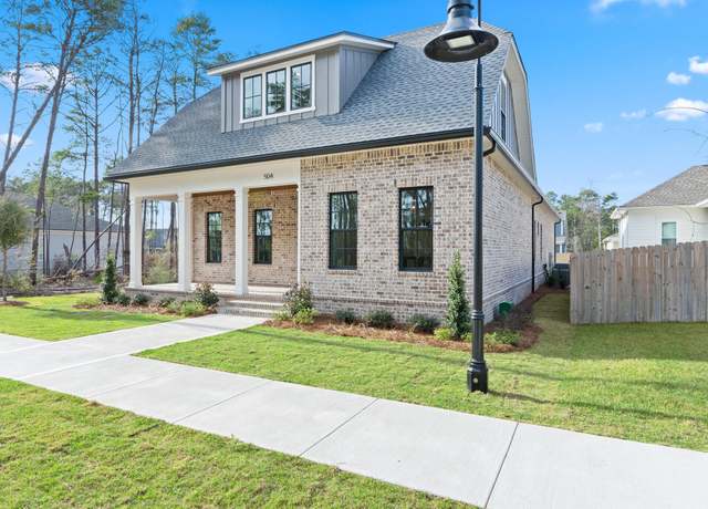 Property at 504 Lemongrass Ln, Niceville, FL 32578, 4 beds, 3.5 baths