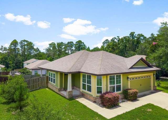 Property at 11 Sawyer Ct, Freeport, FL 32439, 3 beds, 2 baths
