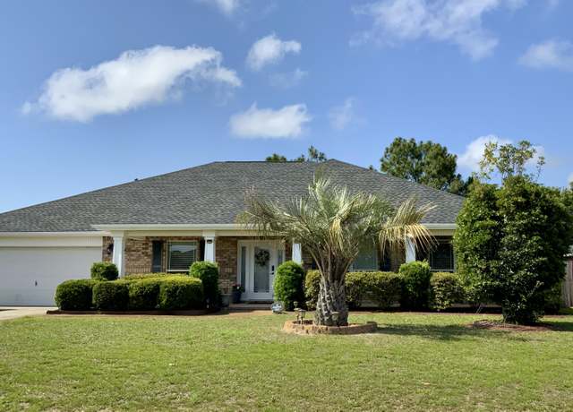 Property at 9682 Misty Meadow Ln, Navarre, FL 32566, 4 beds, 3 baths