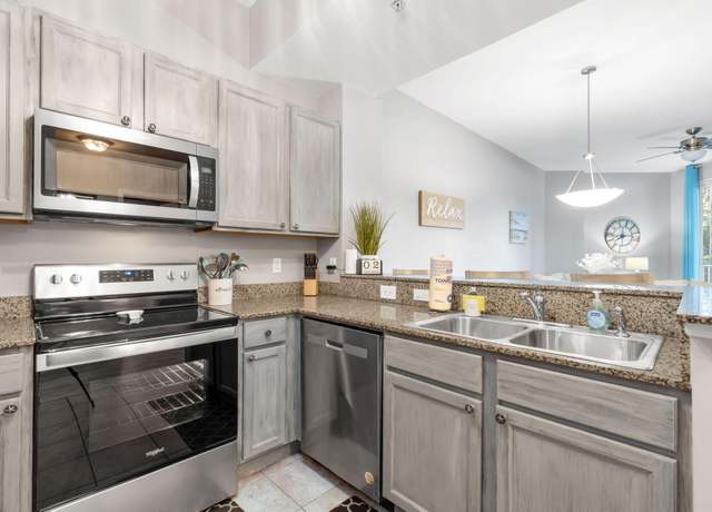 Property at 4207 Indian Bayou Trl Unit 2107, Destin, FL 32541, 2 beds, 2 baths